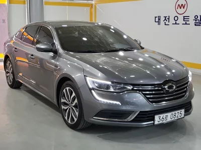 Renault SM6