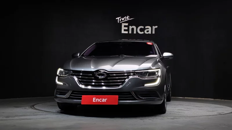 Renault SM6