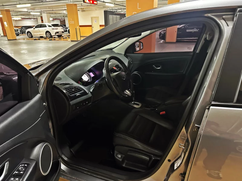 Renault SM3