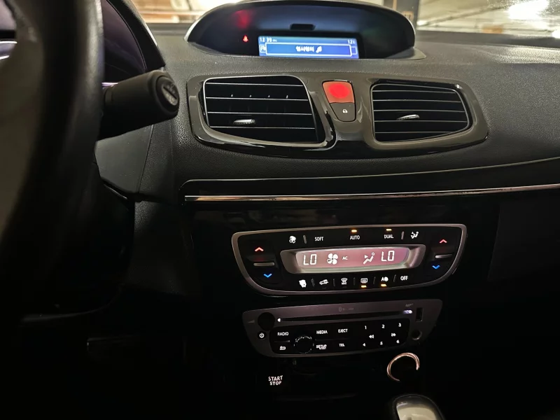 Renault SM3