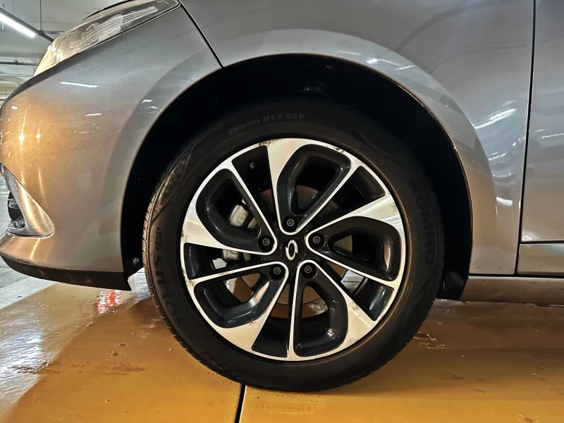 Renault SM3