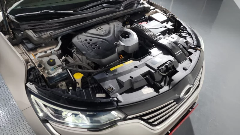 Renault SM6