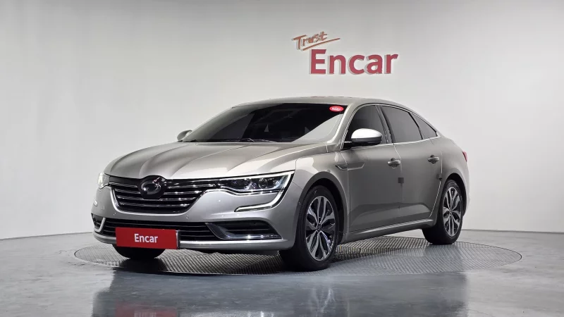 Renault SM6