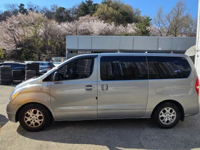 Hyundai Grand Starex