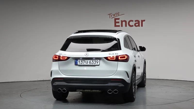 Mercedes-Benz GLA-Class