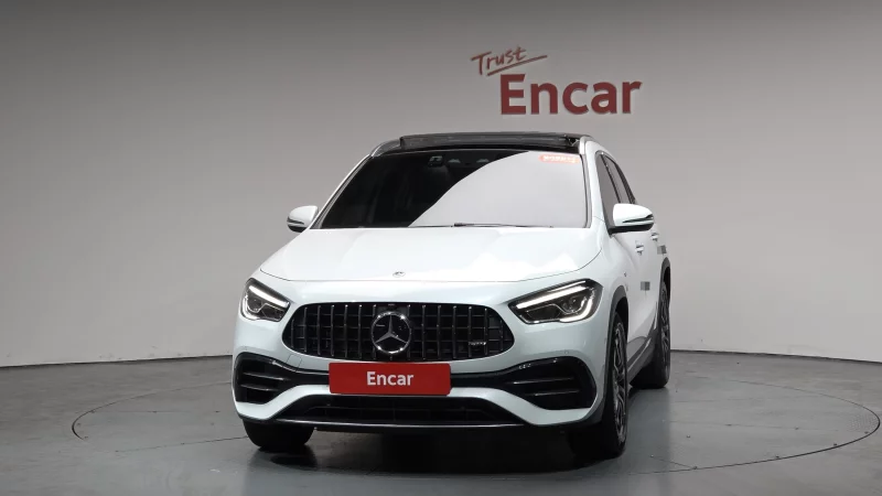 Mercedes-Benz GLA-Class