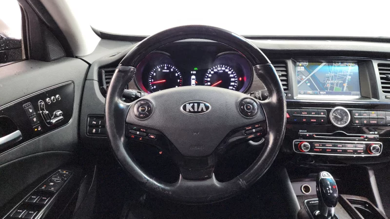 Kia K9