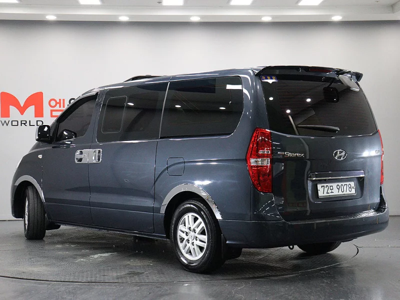 Hyundai Grand Starex