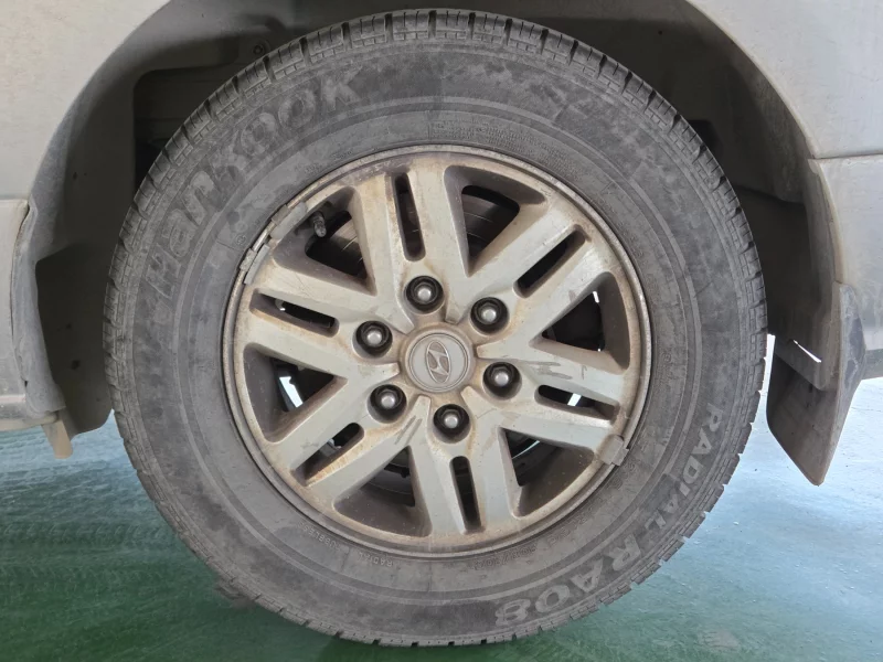Hyundai Grand Starex