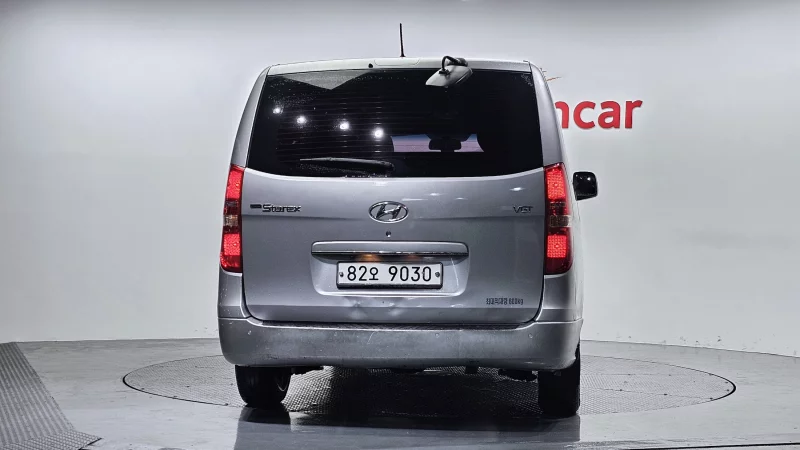 Hyundai Grand Starex