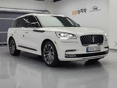 Lincoln AVIATOR