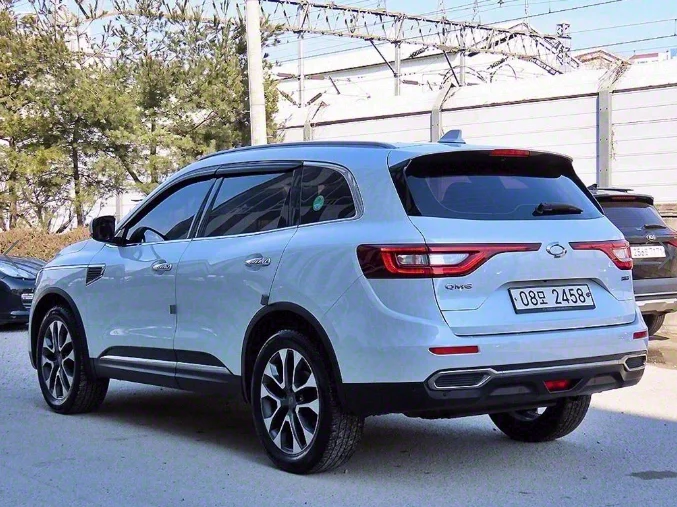 Renault QM6