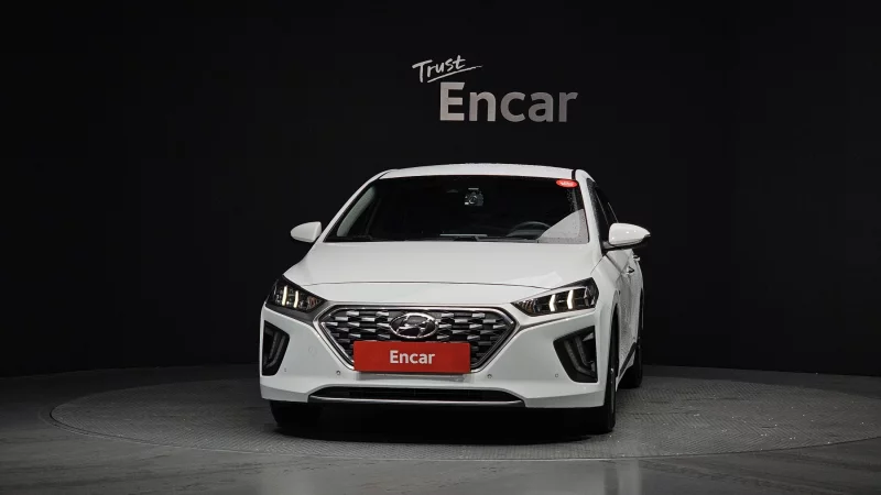 Hyundai Ioniq