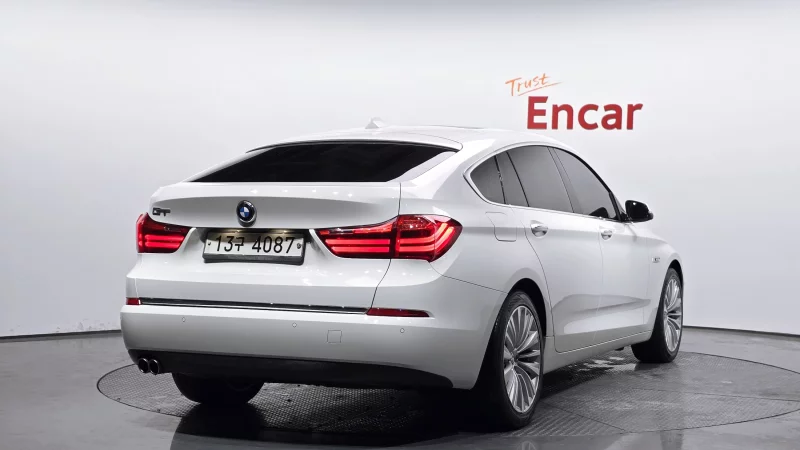 BMW 5-Series Gran Turismo