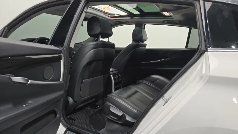 BMW 5-Series Gran Turismo