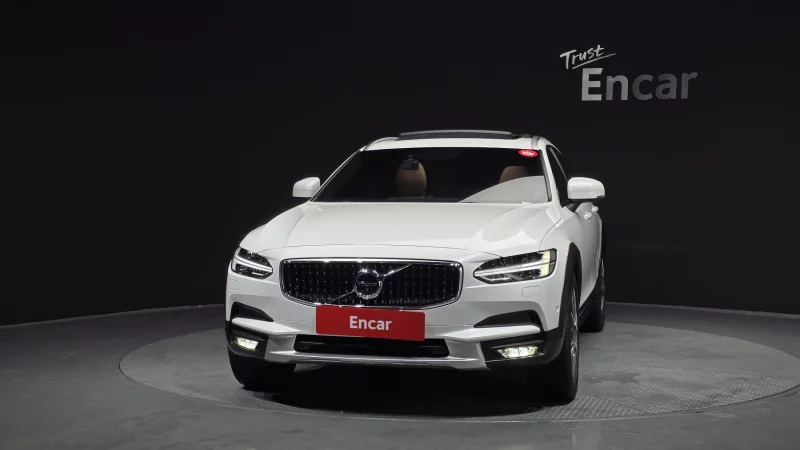 Volvo V90