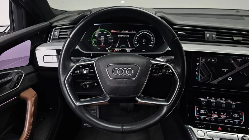 Audi e-tron