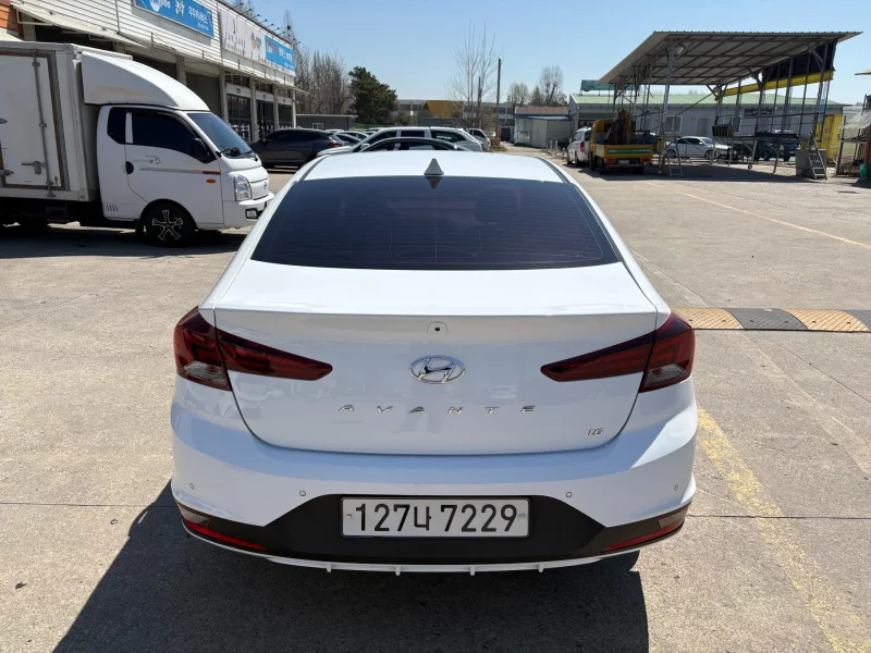 Hyundai AVANTE