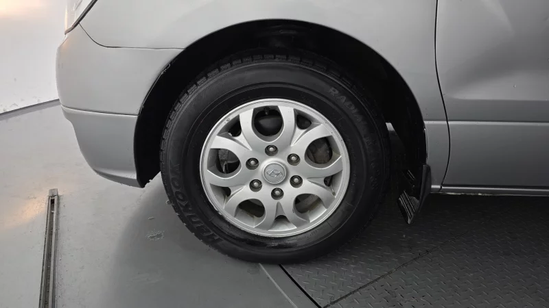 Hyundai Grand Starex