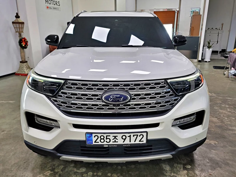 Ford EXPLORER