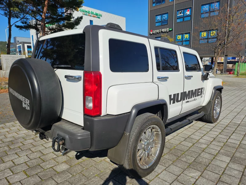 Hummer H3