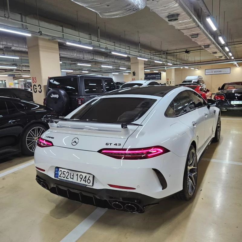 Mercedes-Benz AMG GT