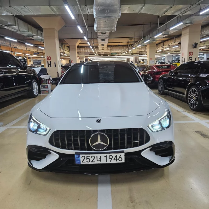 Mercedes-Benz AMG GT