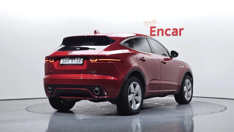 Jaguar E-PACE