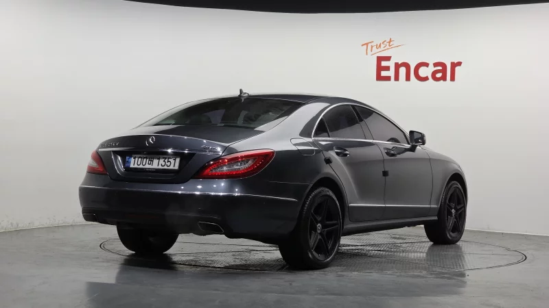 Mercedes-Benz CLS-Class