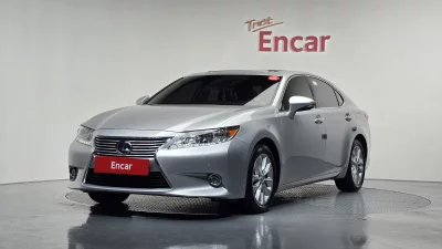 Lexus ES300h