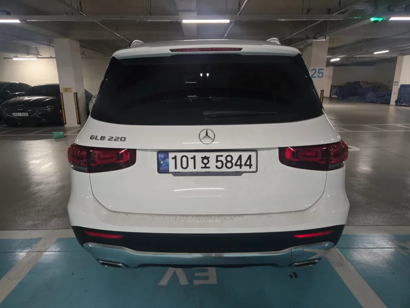 Mercedes-Benz GLB-Class