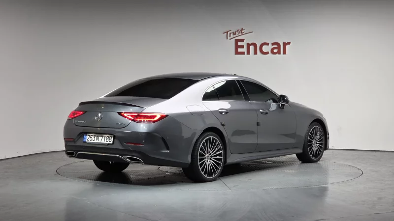 Mercedes-Benz CLS-Class