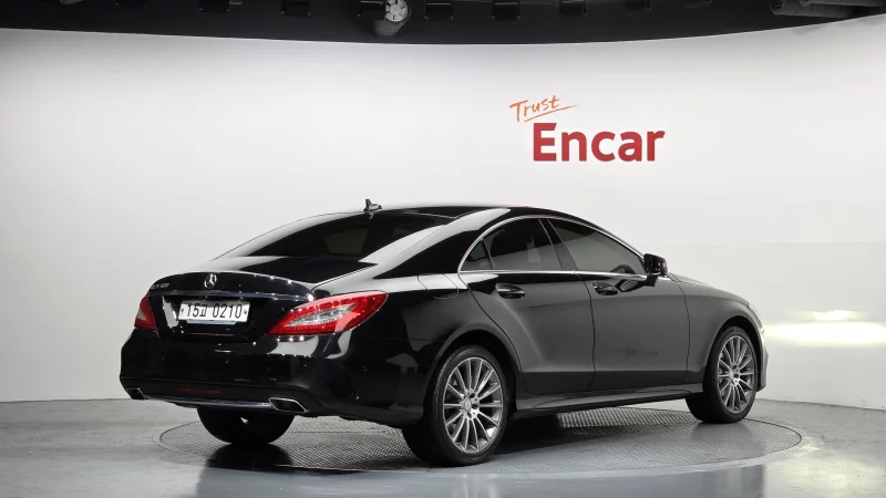 Mercedes-Benz CLS-Class