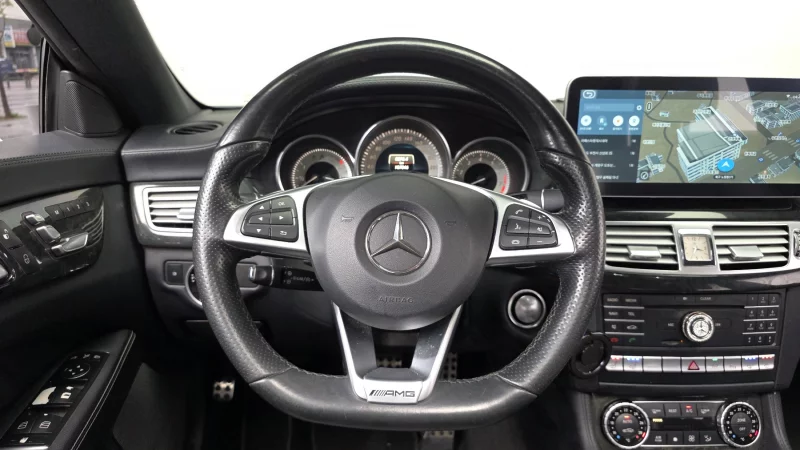 Mercedes-Benz CLS-Class