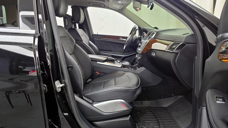 Mercedes-Benz GL-Class