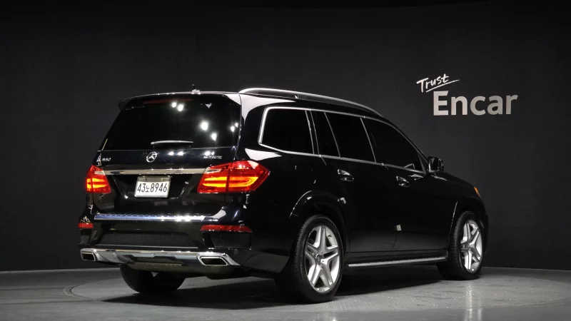 Mercedes-Benz GL-Class