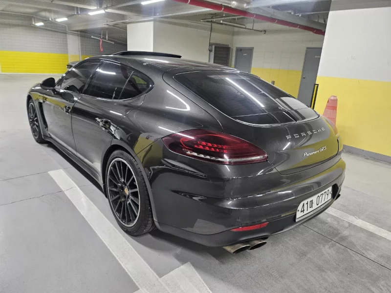 Porsche Panamera