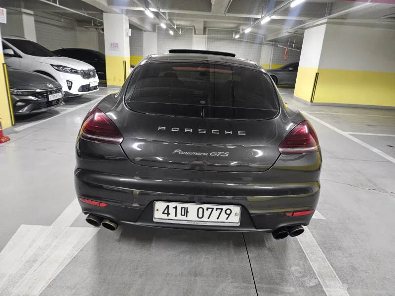 Porsche Panamera