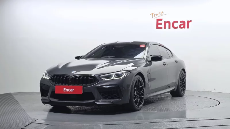 BMW M8