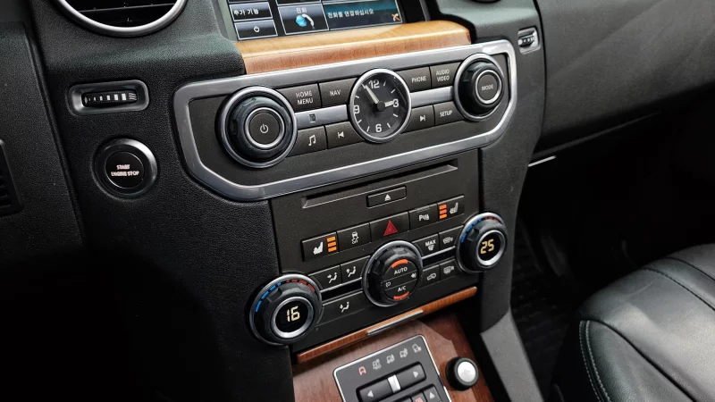 Land Rover DISCOVERY