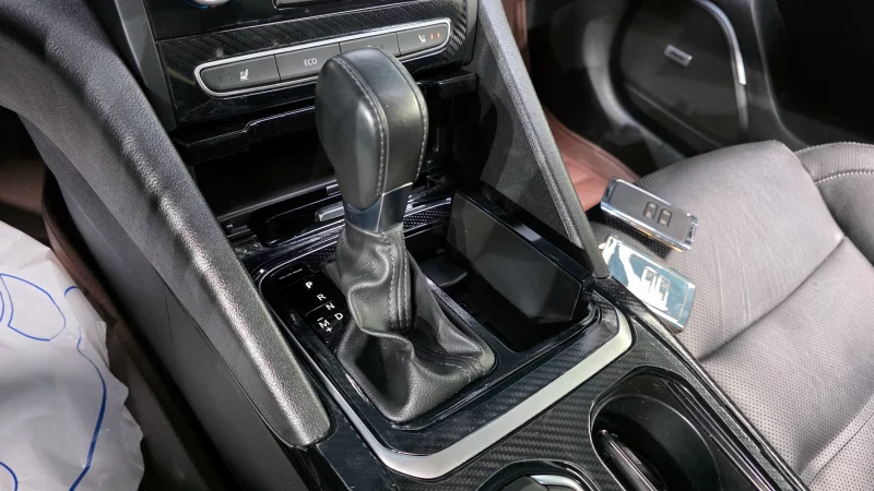 Renault SM6