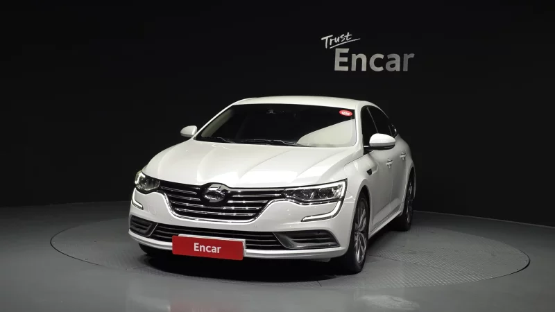 Renault SM6