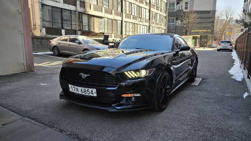 Ford Mustang