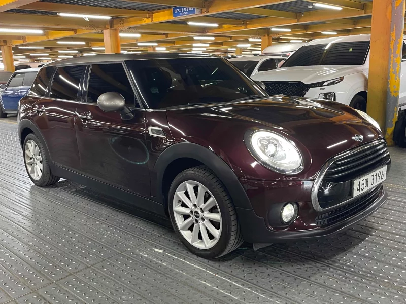 MINI Clubman