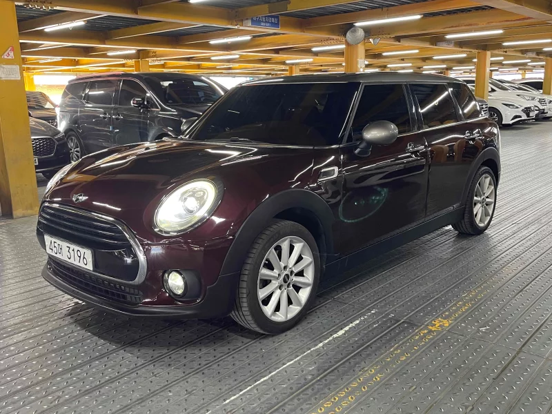 MINI Clubman