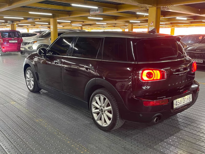MINI Clubman