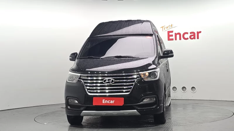 Hyundai Grand Starex