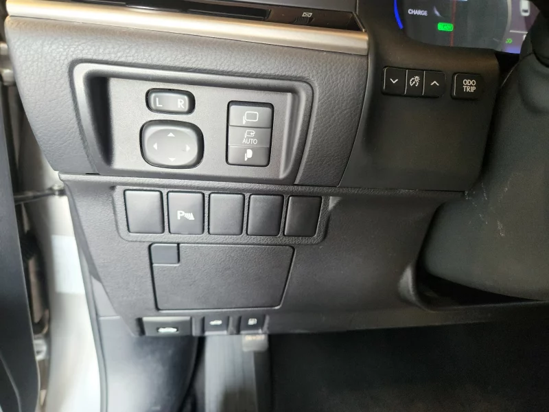 Lexus ES300h