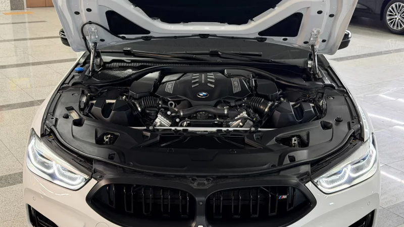 BMW 8-Series