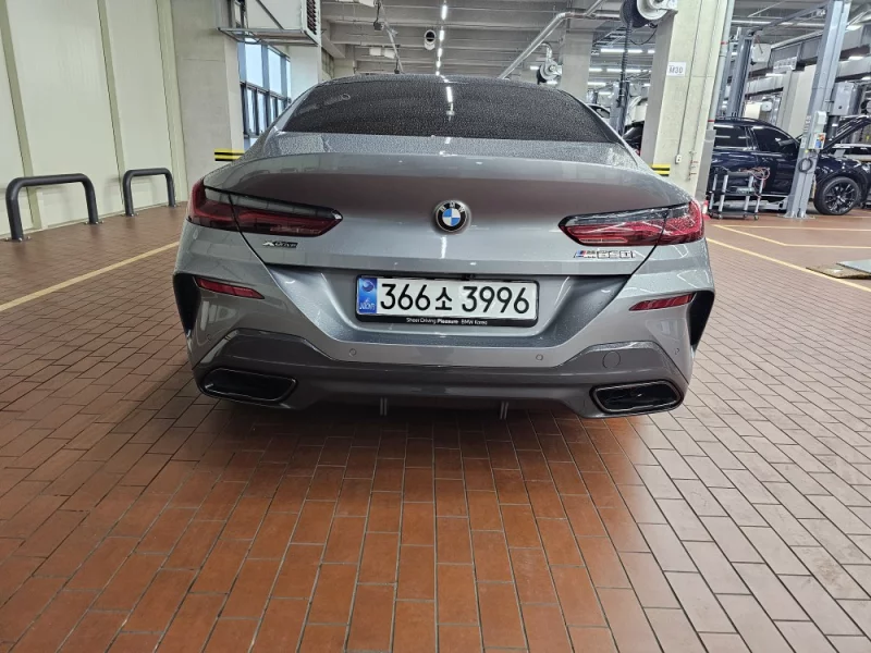 BMW 8-Series